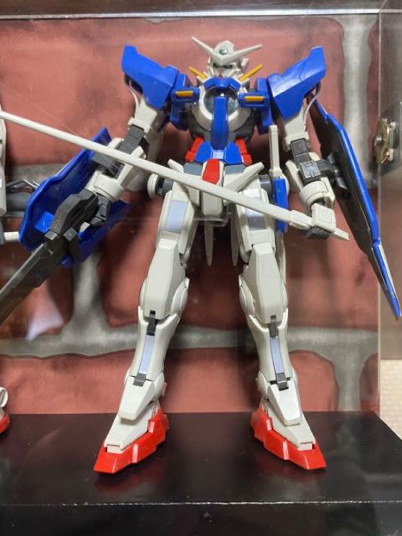 ガンプラ(HG)6体　素人の素組み　自作ケース付き