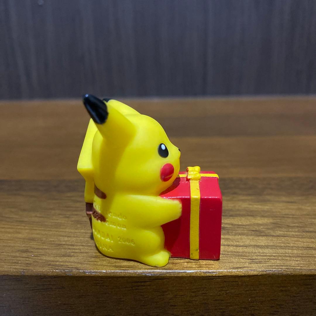 【抽選品/限定3,000個/非売品/2006】10thアニバーサリー　ピカチュウ