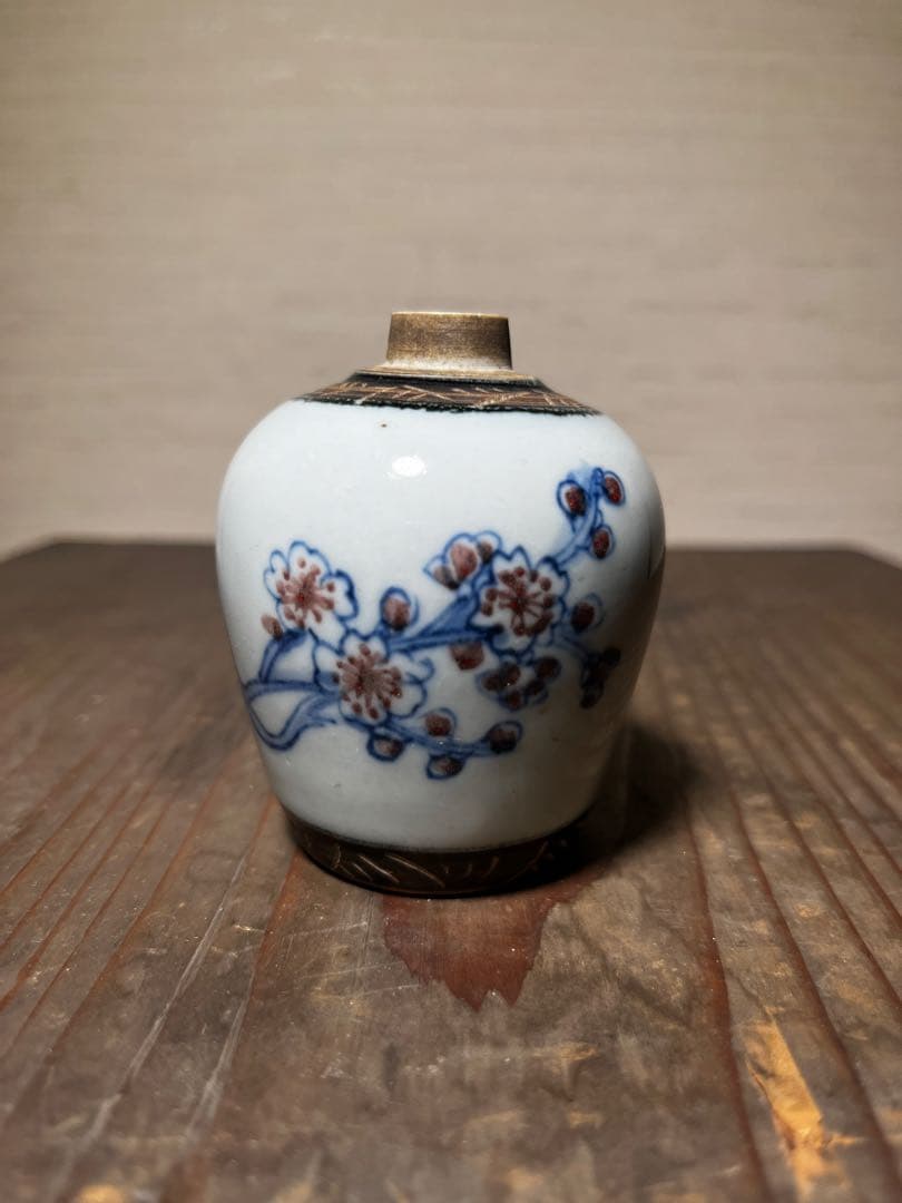 清　釉里紅花文小壷　骨董品