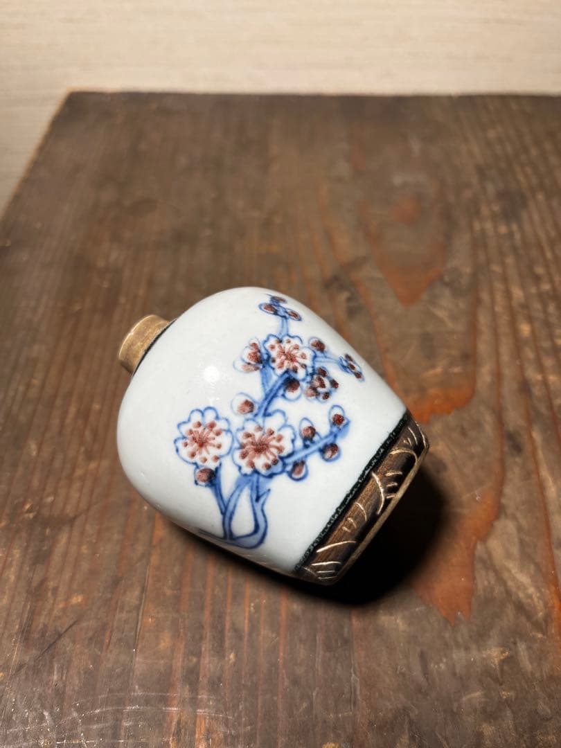 清　釉里紅花文小壷　骨董品