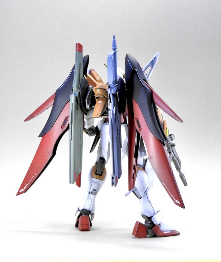 HG デスティニーガンダム (ハイネ専用機) 全塗装 / ガンプラ 完成品