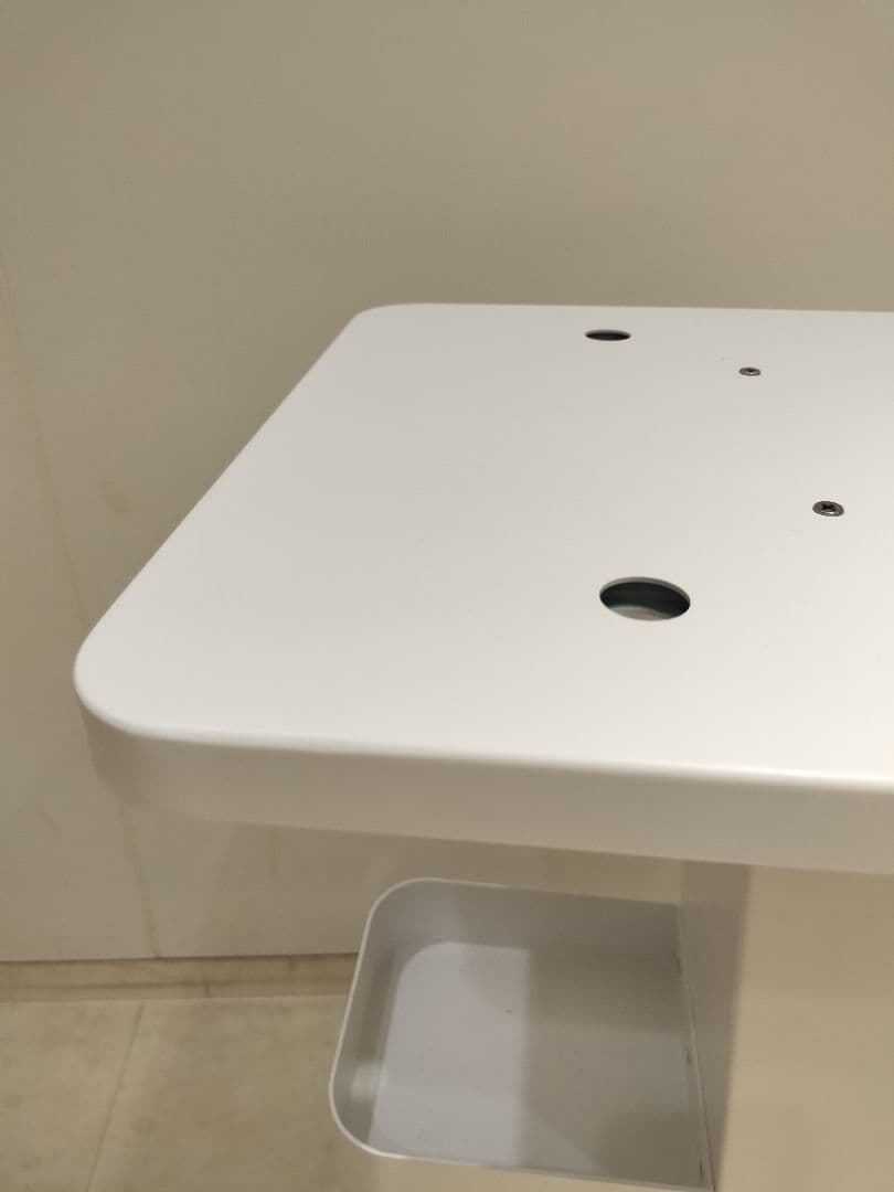 耐荷重40kg 超美品/スチール製のため頑丈】キャスター付きワゴン