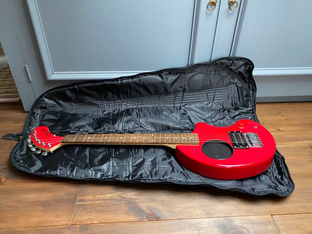 フェルナンデス　ZO-3 ゾウサンエレキギター