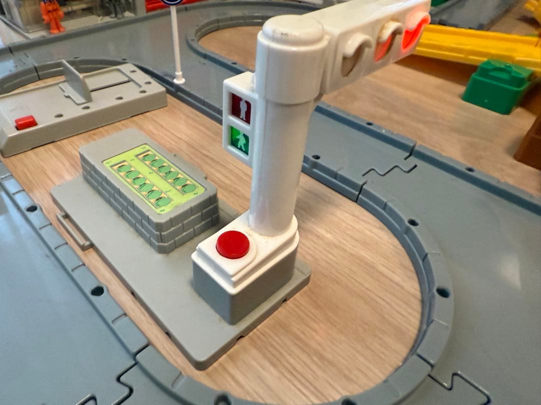 値下げ！送料込！タカラトミートミカシステム　まとめ売り道路パーツ各種セット