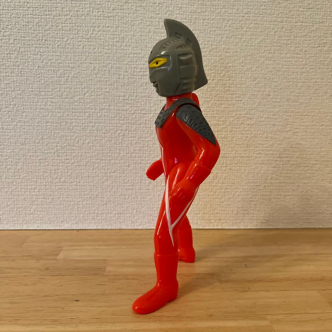 ブルマァク ウルトラセブン ポーズタイプソフビ B-CLUB復刻版怪獣シリーズ