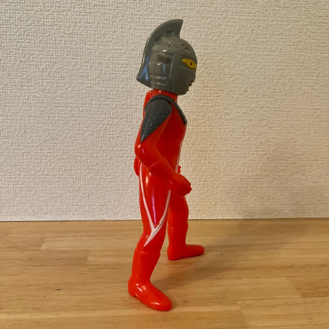 ブルマァク ウルトラセブン ポーズタイプソフビ B-CLUB復刻版怪獣シリーズ