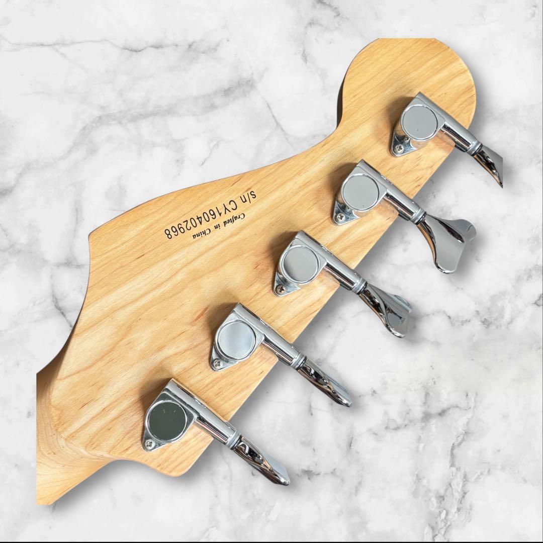 【美品】SQUIER Affinity Jazz Bass V ５弦