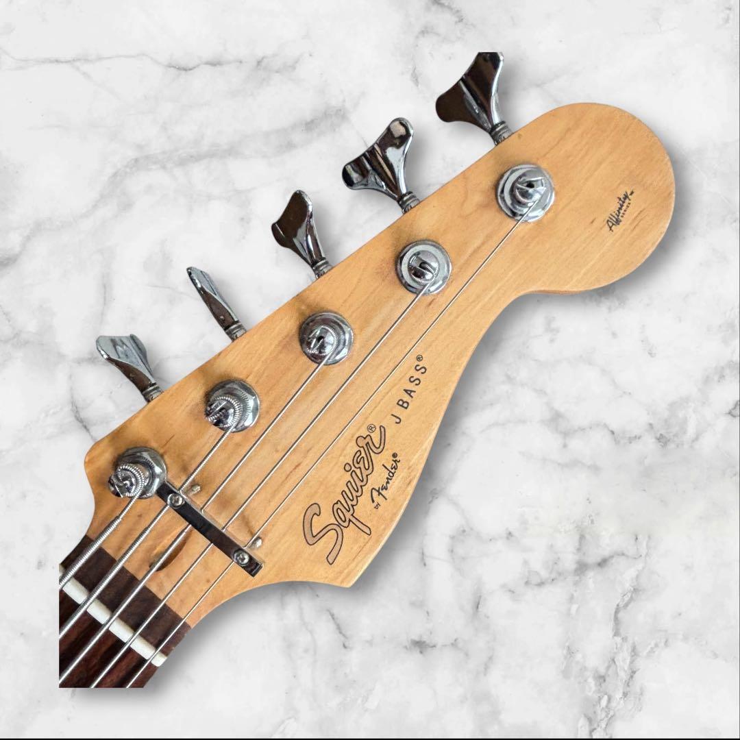 【美品】SQUIER Affinity Jazz Bass V ５弦