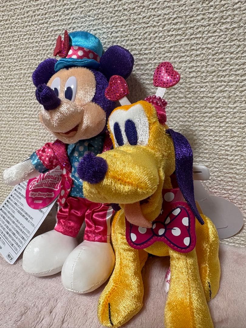 【値下げしました】2点セットミニーパルパルーザぬいぐるみバッジ ミッキープルート