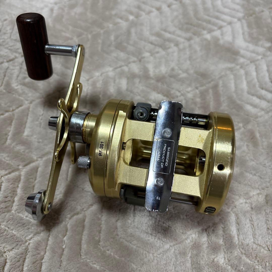 シマノ カルカッタ 小船1000