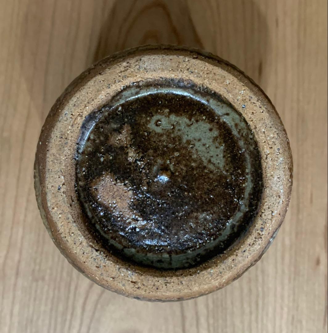 人間国宝　島岡達三　作　「蓬春」文字入　湯呑　刷毛目綾杉文(旧作) 益子焼