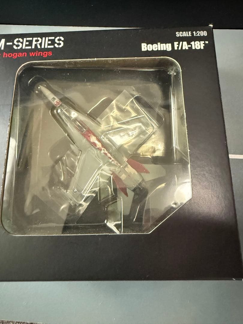 1/200 F/A-18f スーパーホーネットVFA-102ダイヤモンドバックス