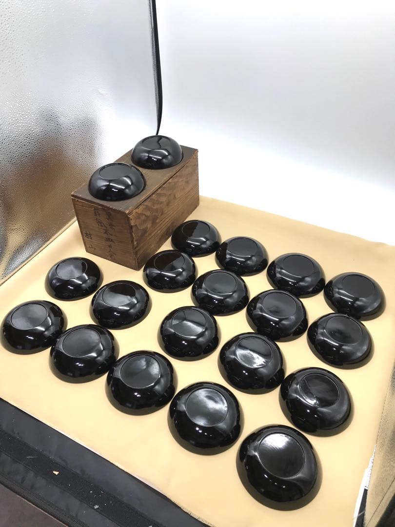 古い小皿揃え　小鉢　蒔絵 木製黒塗 漆塗 おせち　扇子絵　レトロ　木皿　骨董