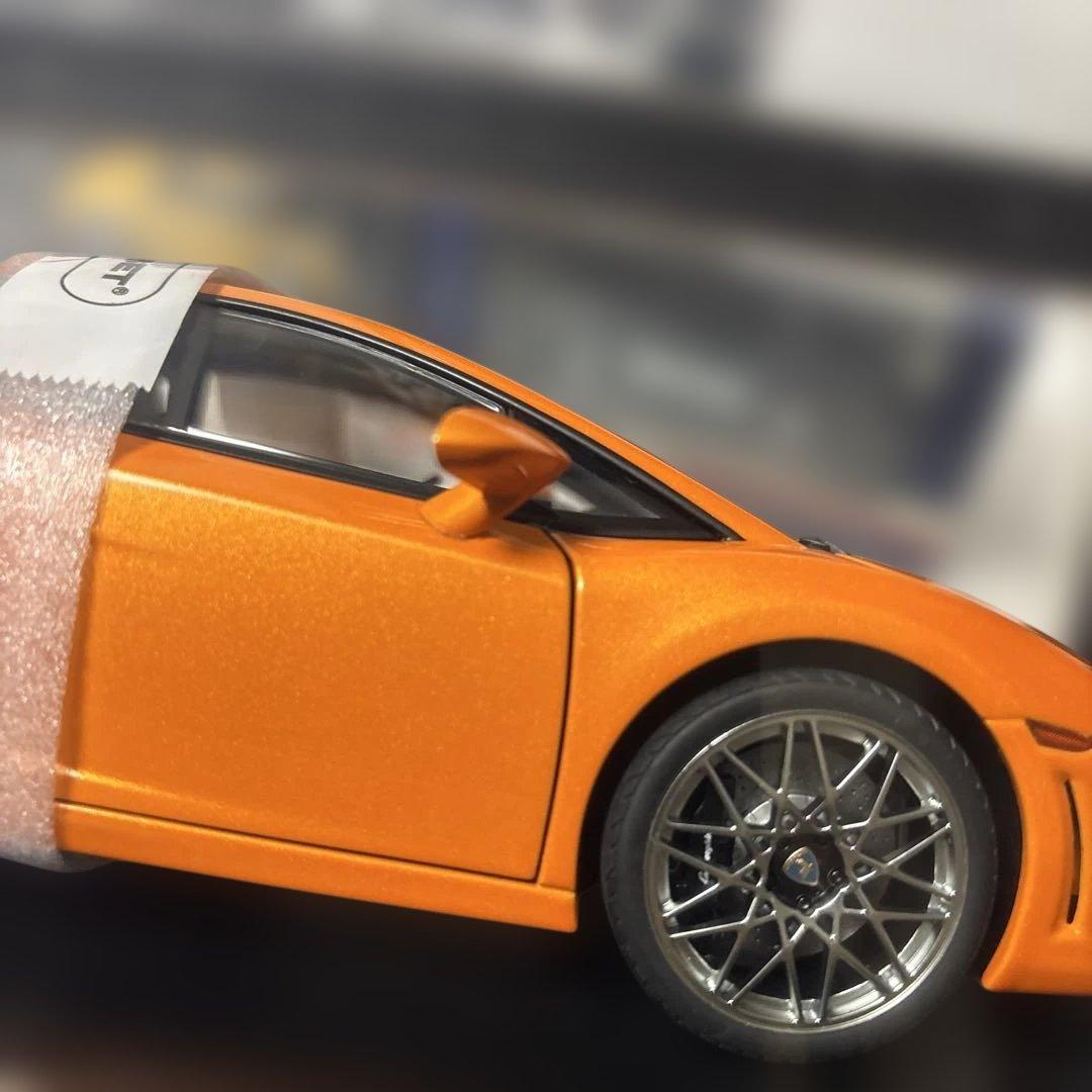 ミニカー LAMBORGHINI GALLARDO LP560-4