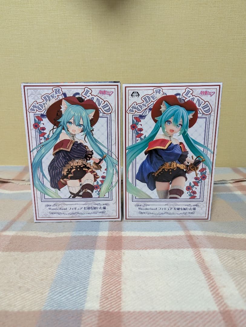 初音ミク 長靴をはいた猫 フィギュア2個セット