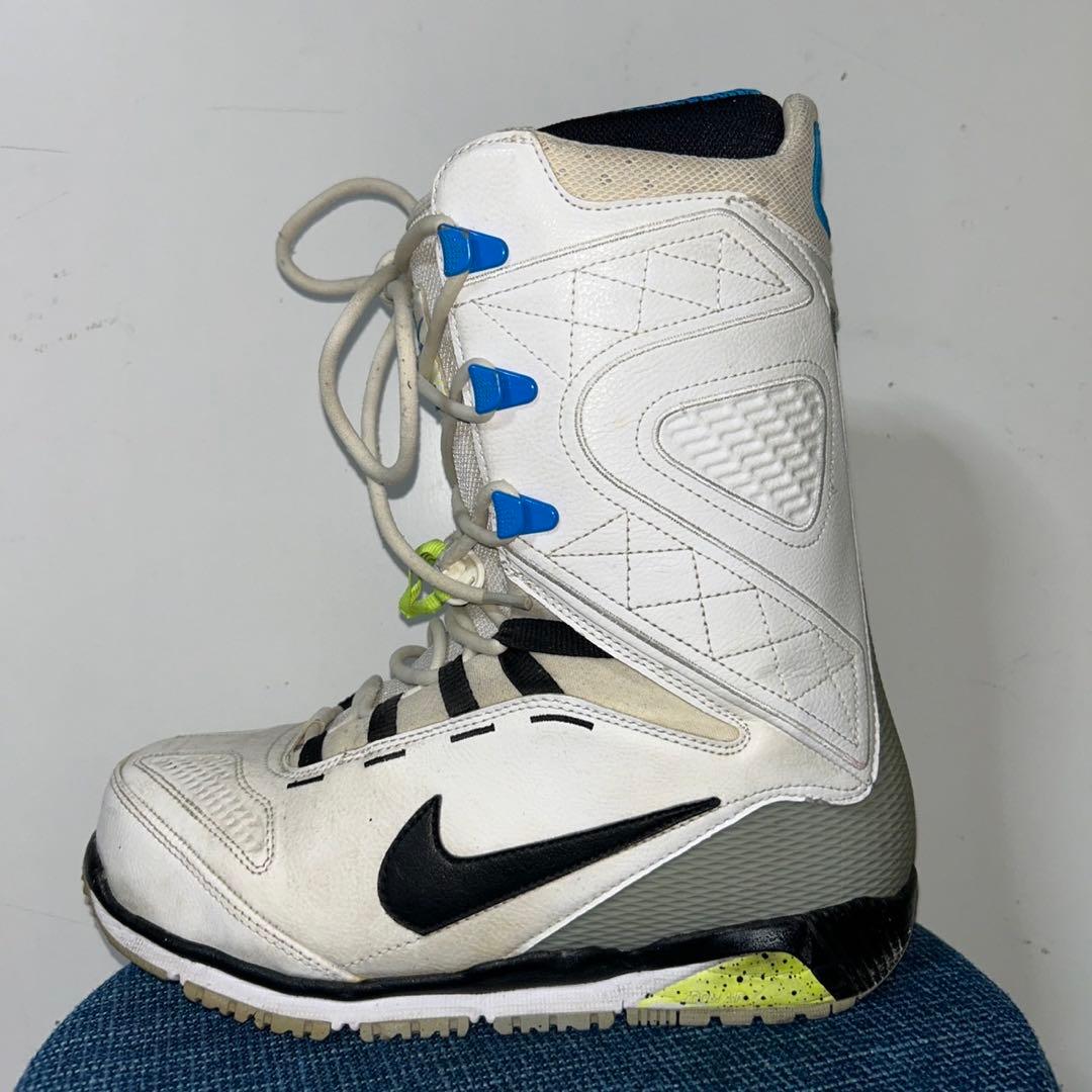 レアNIKE ZOOM怪獣　ナイキ　スノーボードブーツ　25cm