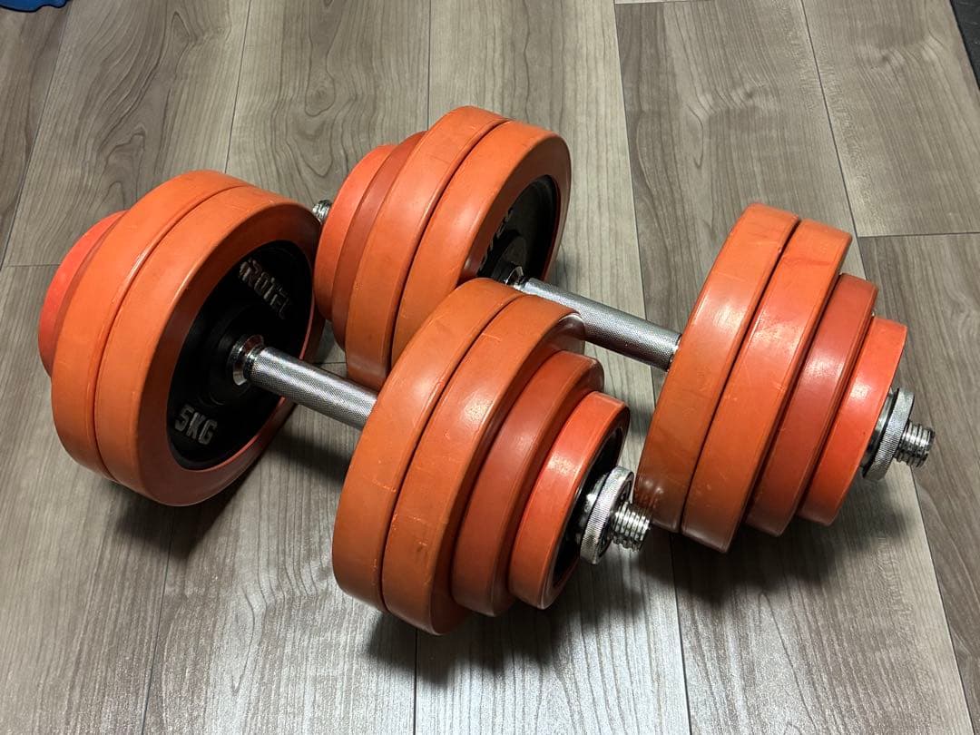 トレーニングベンチとダンベルセット3セット