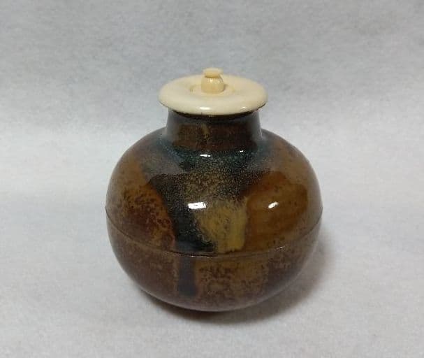 茶道具 高取 丸壺茶入 茶入 亀井楽山 味楽 仕覆 弥左衛門間道 西陣織