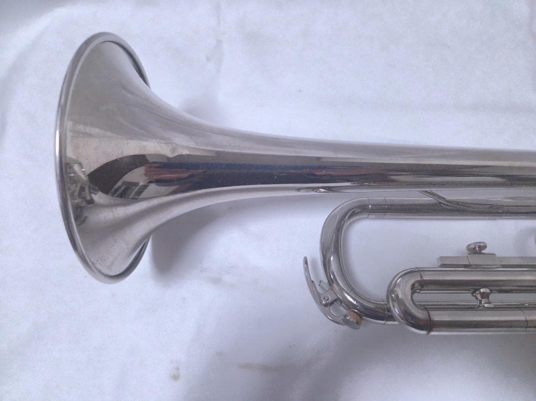 YAMAHA YTR-136 トランペット ニッケルメッキ 日本製 #2420F