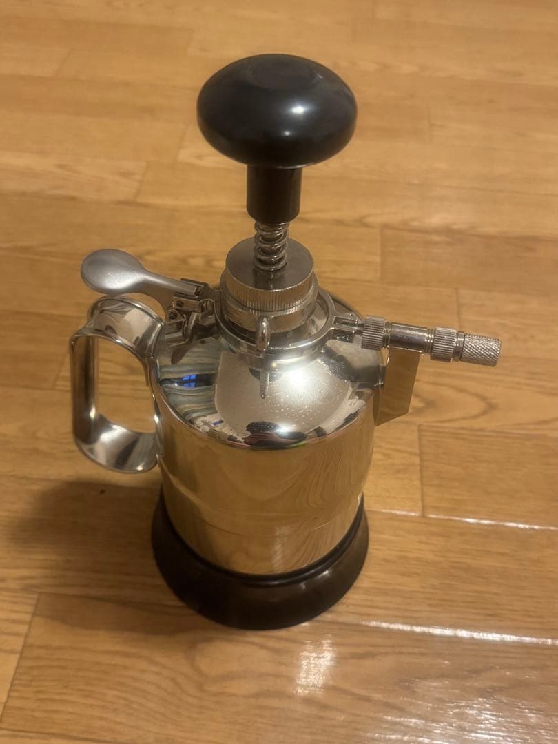 クラマタ卓上手押噴霧器　業務用中型700cc 倉又産業