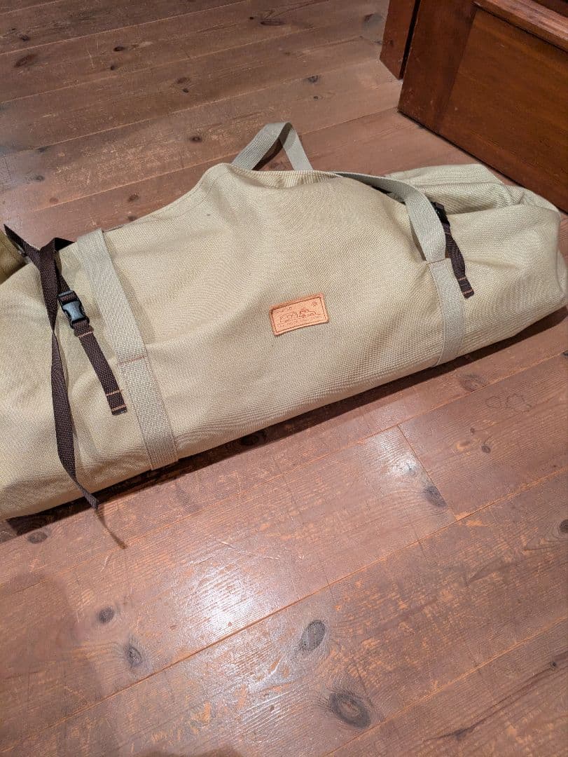 OUTSIDE IN　アウトドアイン　テーブル