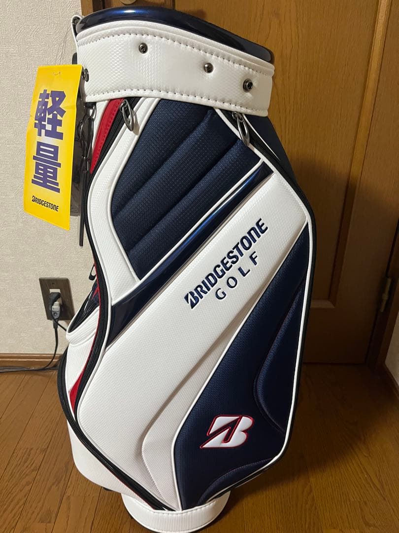 【新品未使用】ブリヂストン ゴルフバッグ 軽量キャディバッグ 白×ネイビー
