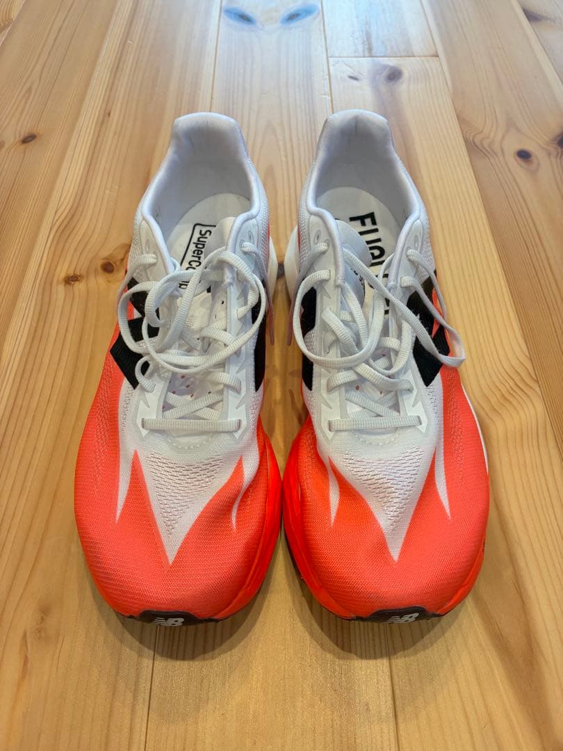 ニューバランス　FuelCell Super Comp Elite v5