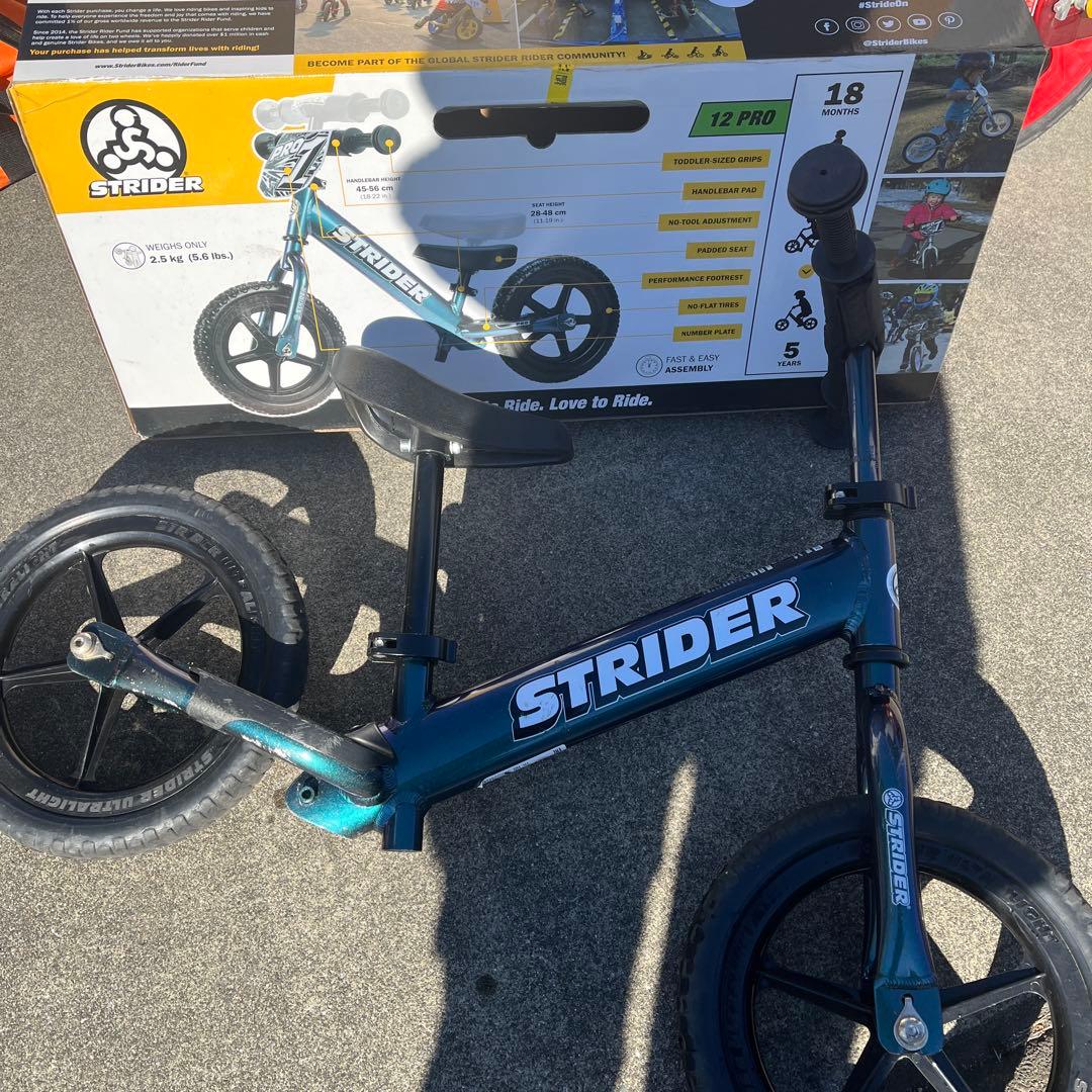 【値下げ】早い者勝ちSTRIDER 12 PRO バランスバイク 青　箱付き