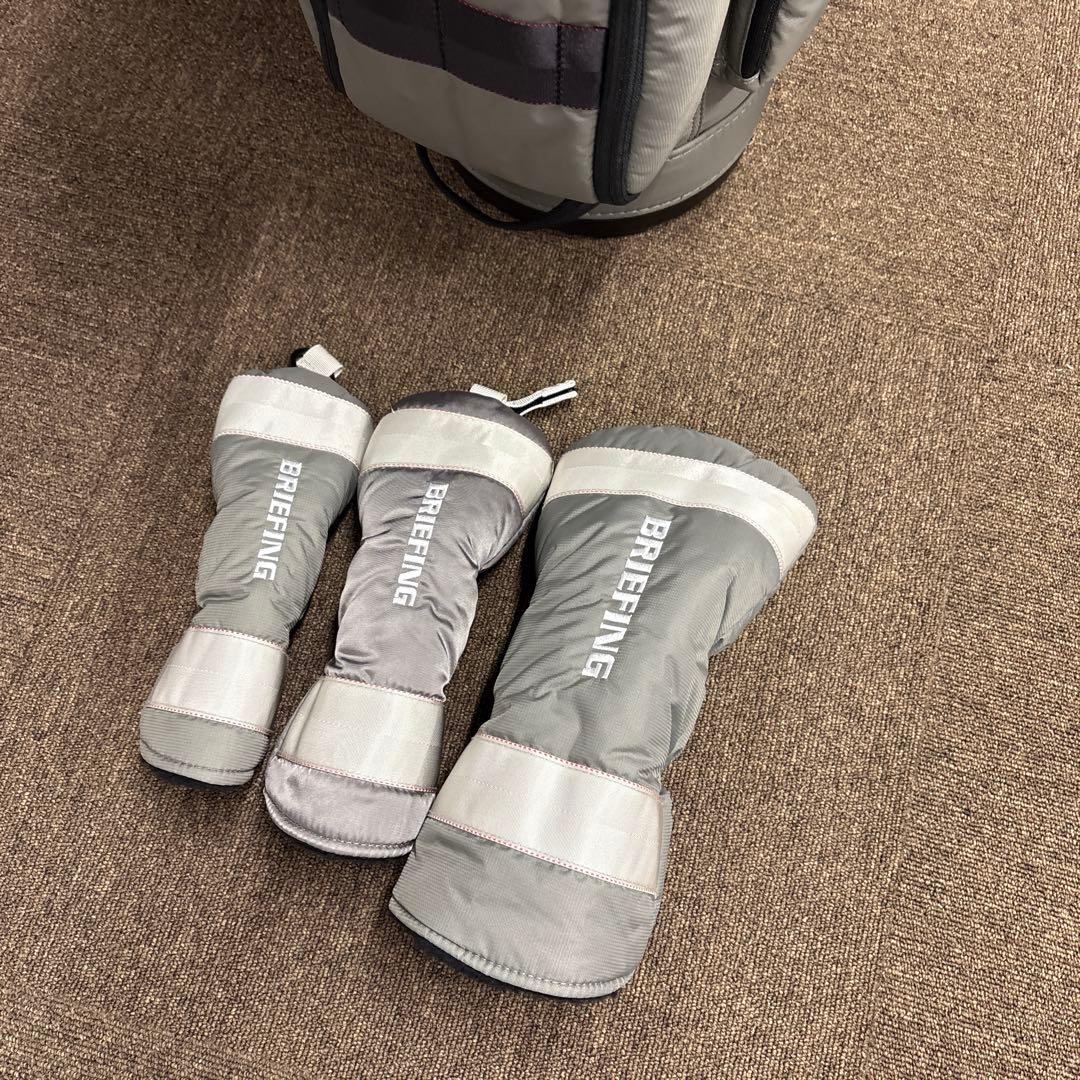 専用BRIEFING キャディバッグ グレー ヘッドカバー付き