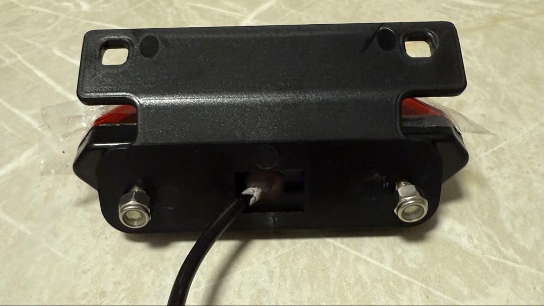 MATE X 純正テールライト ＋ 取り付けパーツ（未使用）