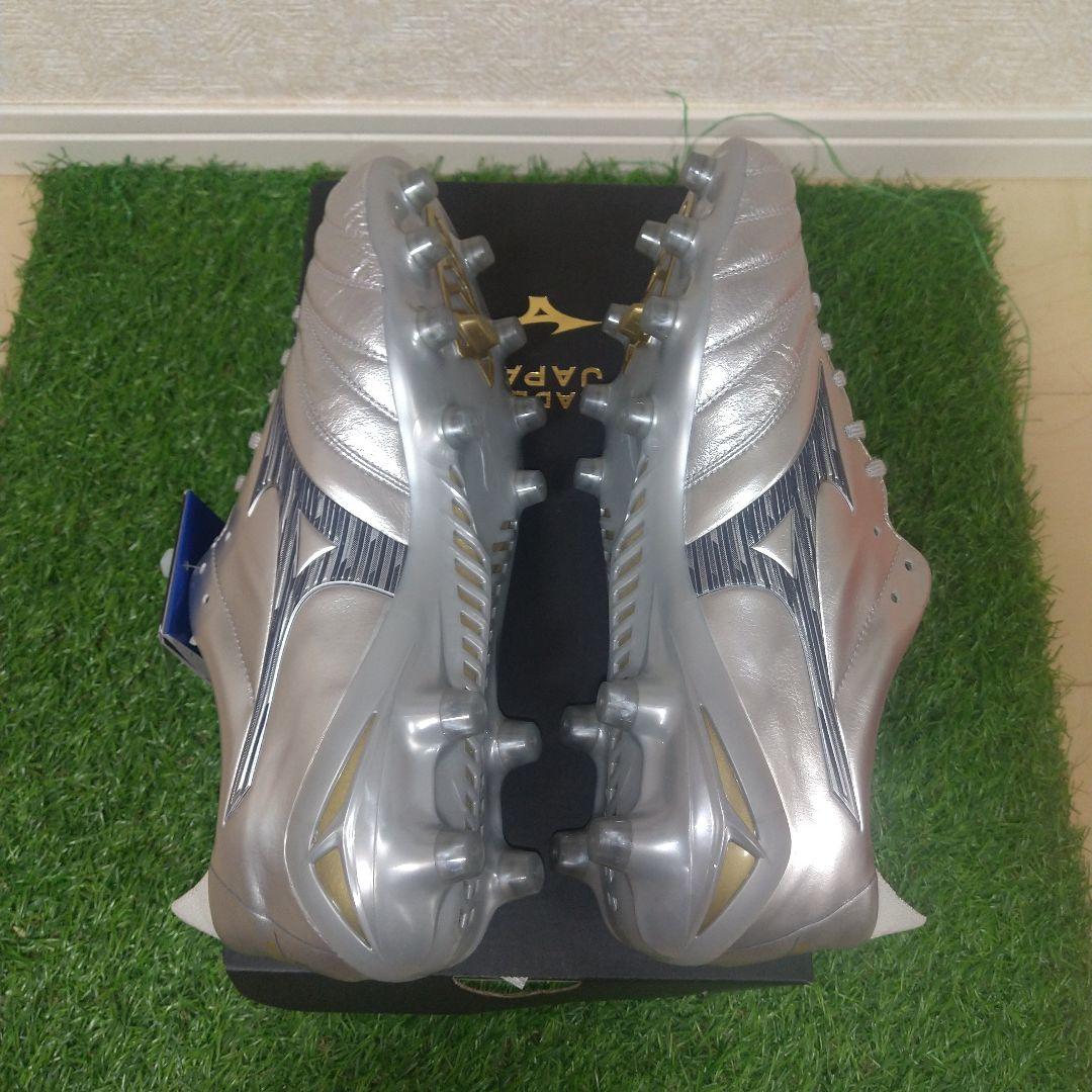 【新品未使用26.0】モレリア NEO Ⅳ JAPAN 限定プラチナムシルバー