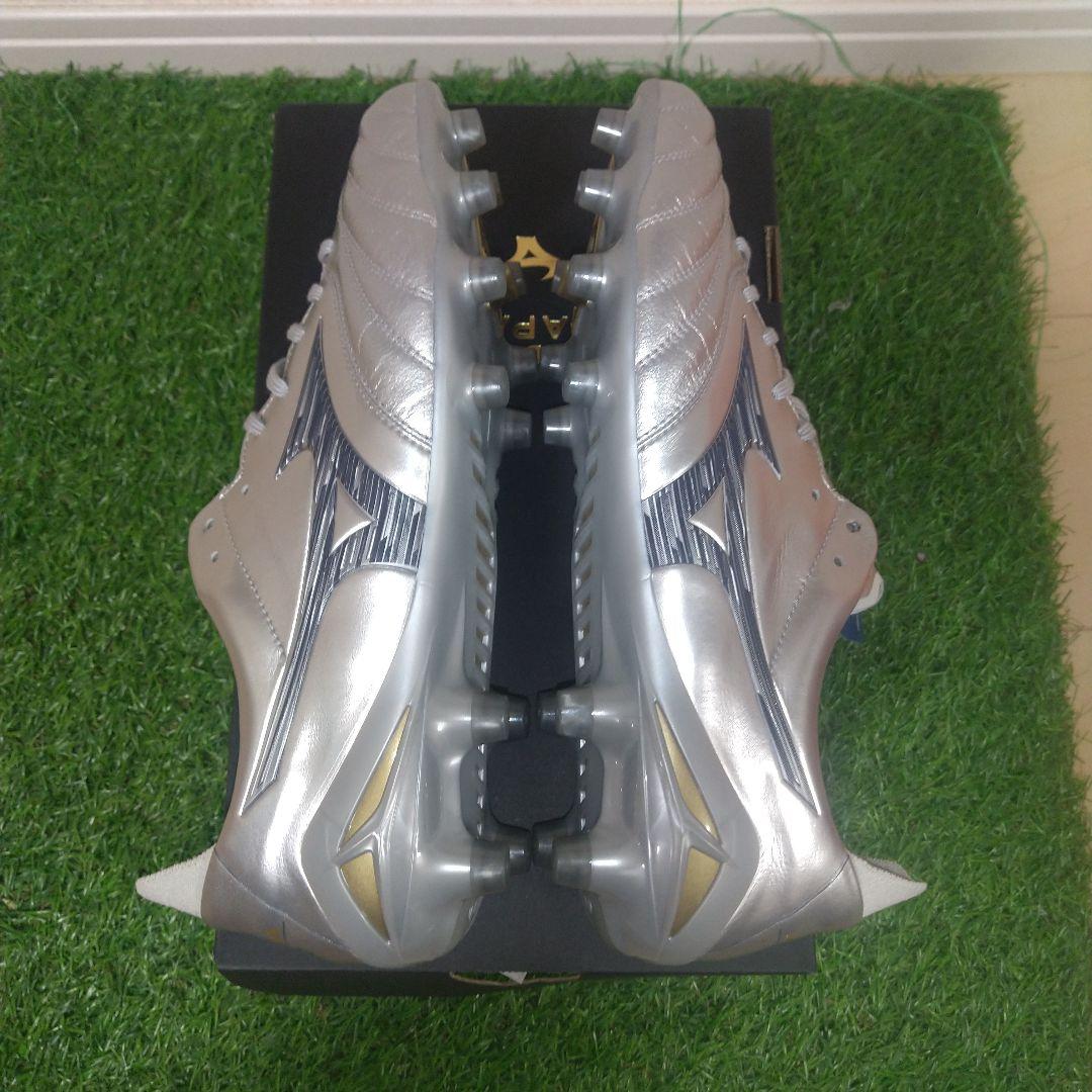 【新品未使用26.0】モレリア NEO Ⅳ JAPAN 限定プラチナムシルバー