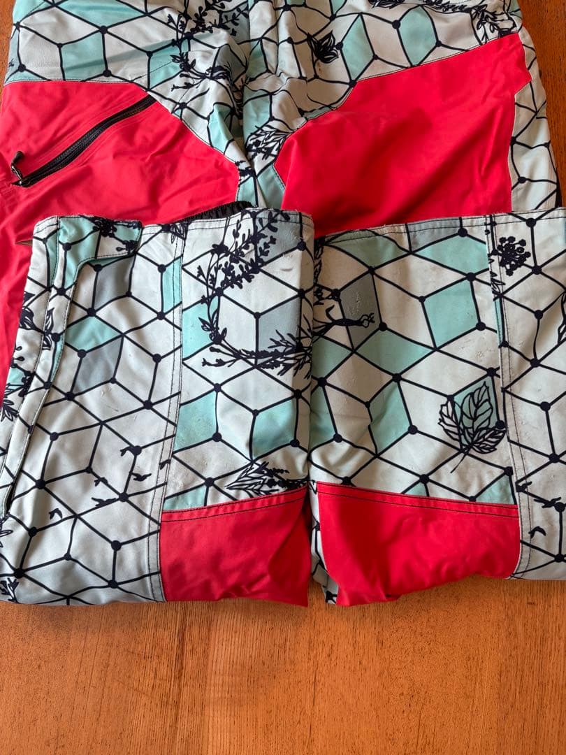 ミズノスキーウェア デモモデル　サイズM中古　メイトモデル　デモチーム　中古