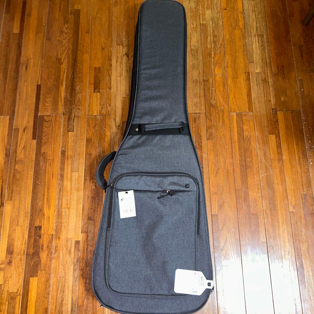 エレキベース用ギグバッグ　GVB-60B BLK 新品
