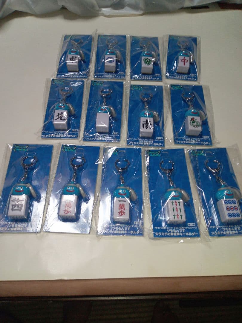 甘*ん様 ドラゴンクエストウォーク ツモるんです スラミチの麻雀牌キーホルダー