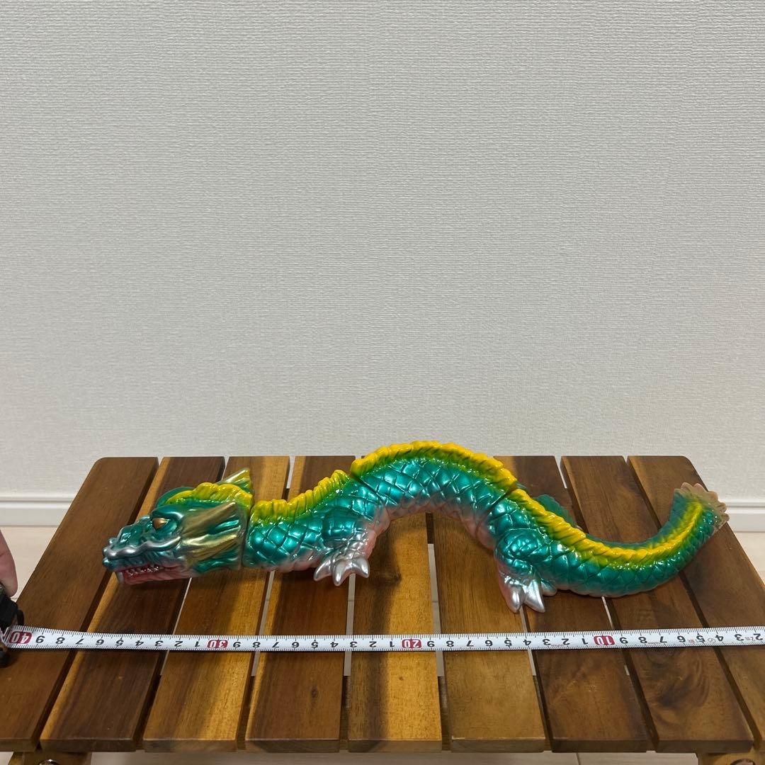 マンダ　M1号　世紀の大怪獣東宝怪獣シリーズ　ピンク成型/メタ緑　背びれ黄塗装