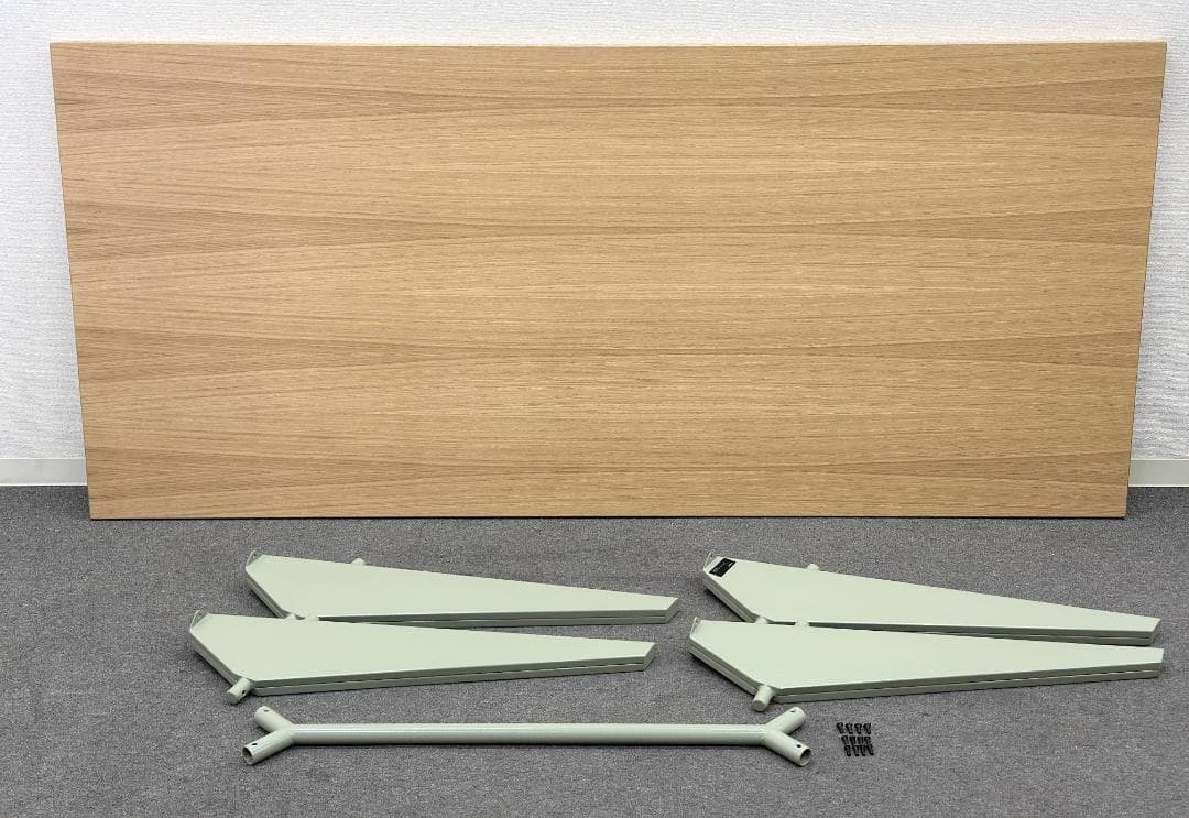 即納！美品■ヴィトラ■EMターブル　ジャン・プルーヴェ　2025年製　W2000