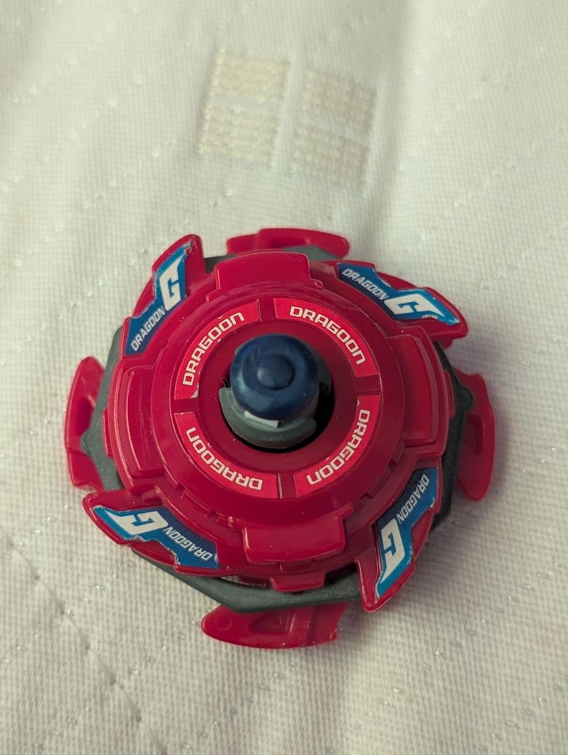 ドラグーンGT 赤 　ベイブレード