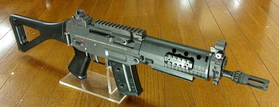 東京マルイ SIG552 シールズ ローマウントベース付き