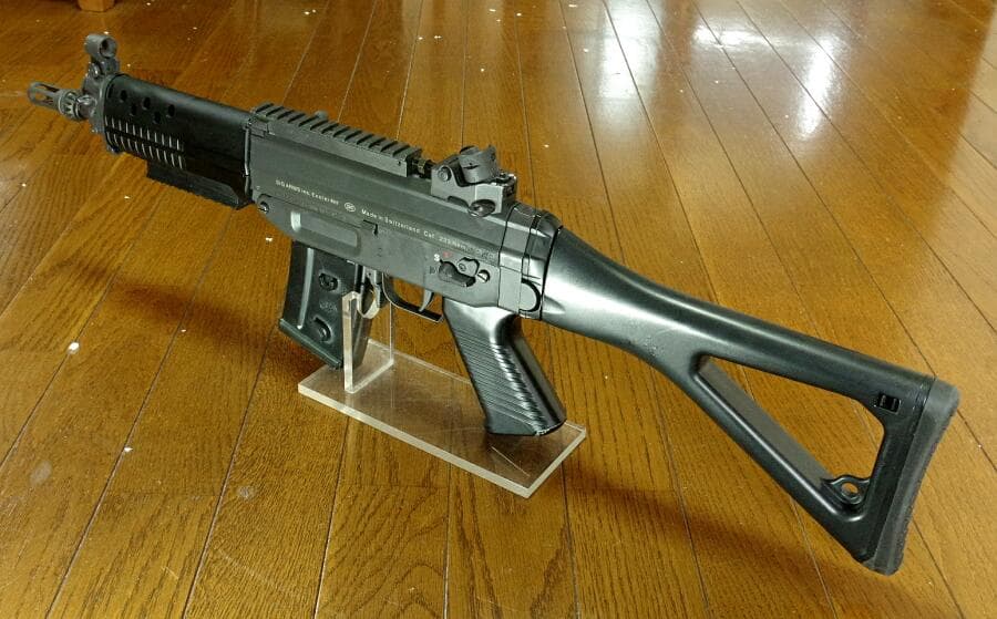 東京マルイ SIG552 シールズ ローマウントベース付き