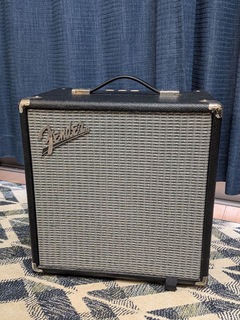 Fender Rumble 25 ベース用アンプ