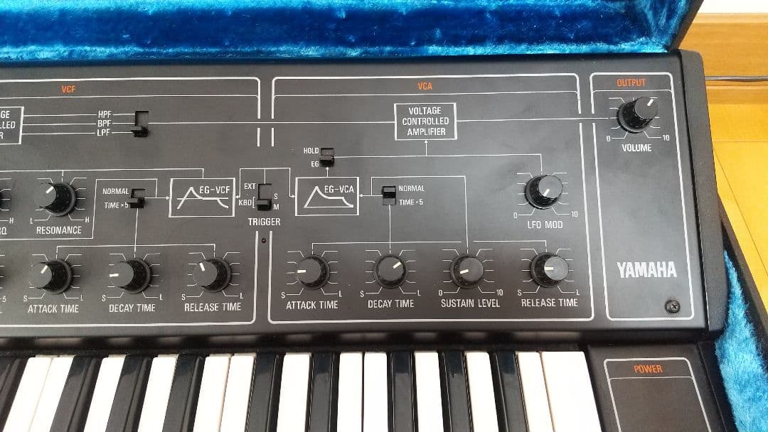 【廃盤】希少 YAMAHA CS-10 アナログ シンセサイザー ハードケース付