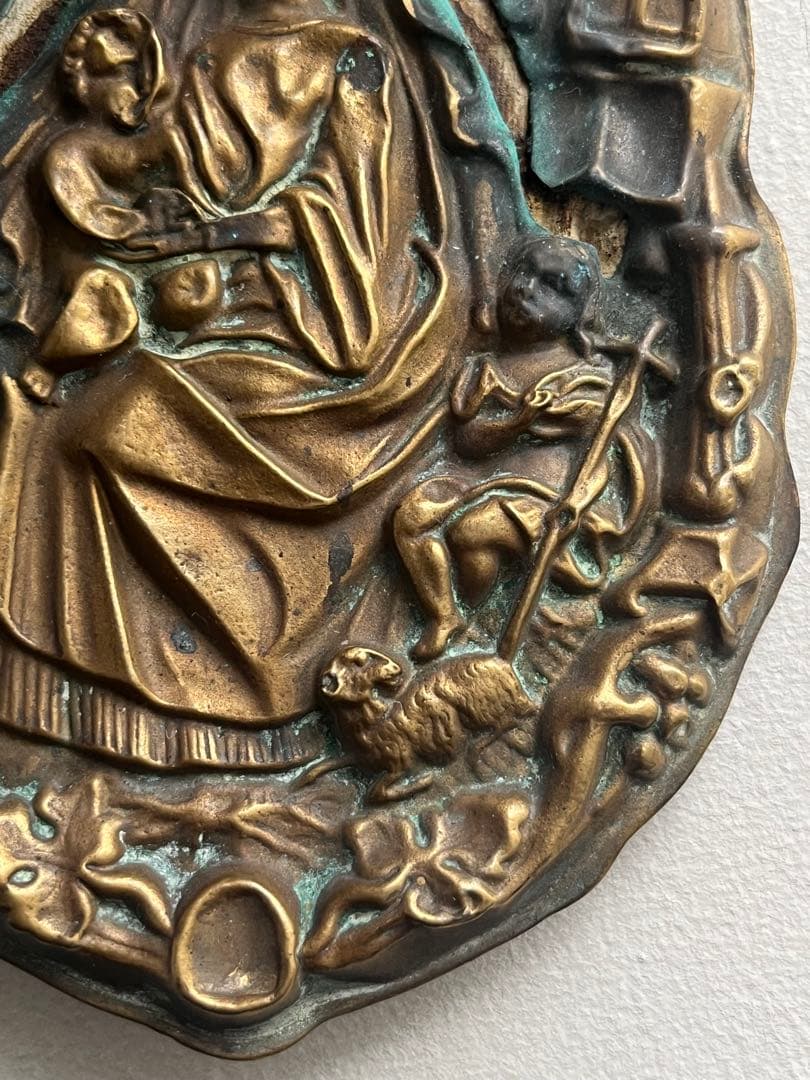 フランス　聖母レリーフ　真鍮　アンティーク　ヴィンテージ