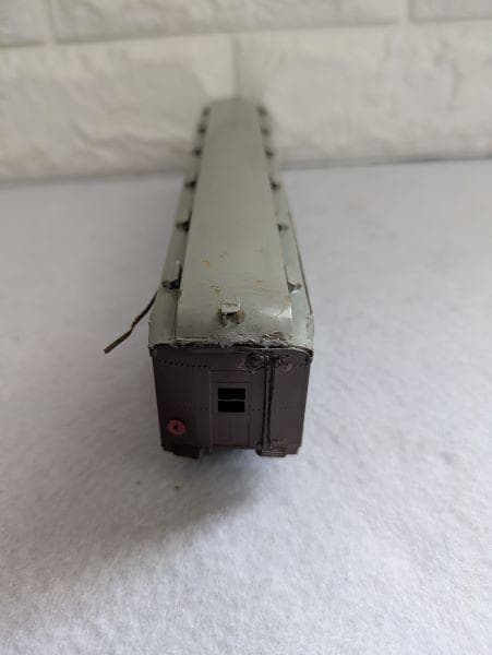 Y【ジャンク品】鉄道模型 スユニ30？ 赤ライン有り 部品取り 欠品あり S