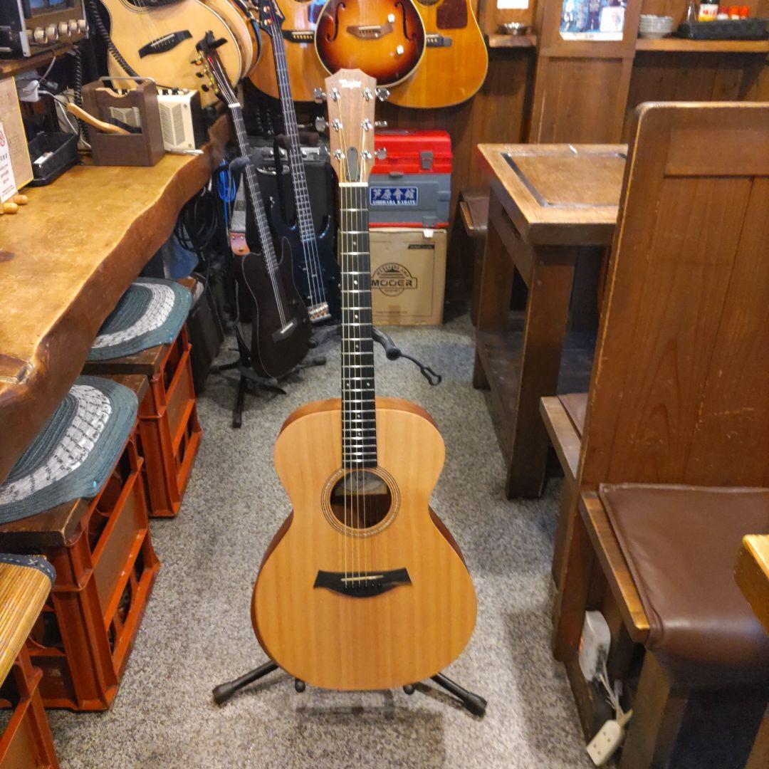 Taylor Academy 12e エレアコ (ヒカ)