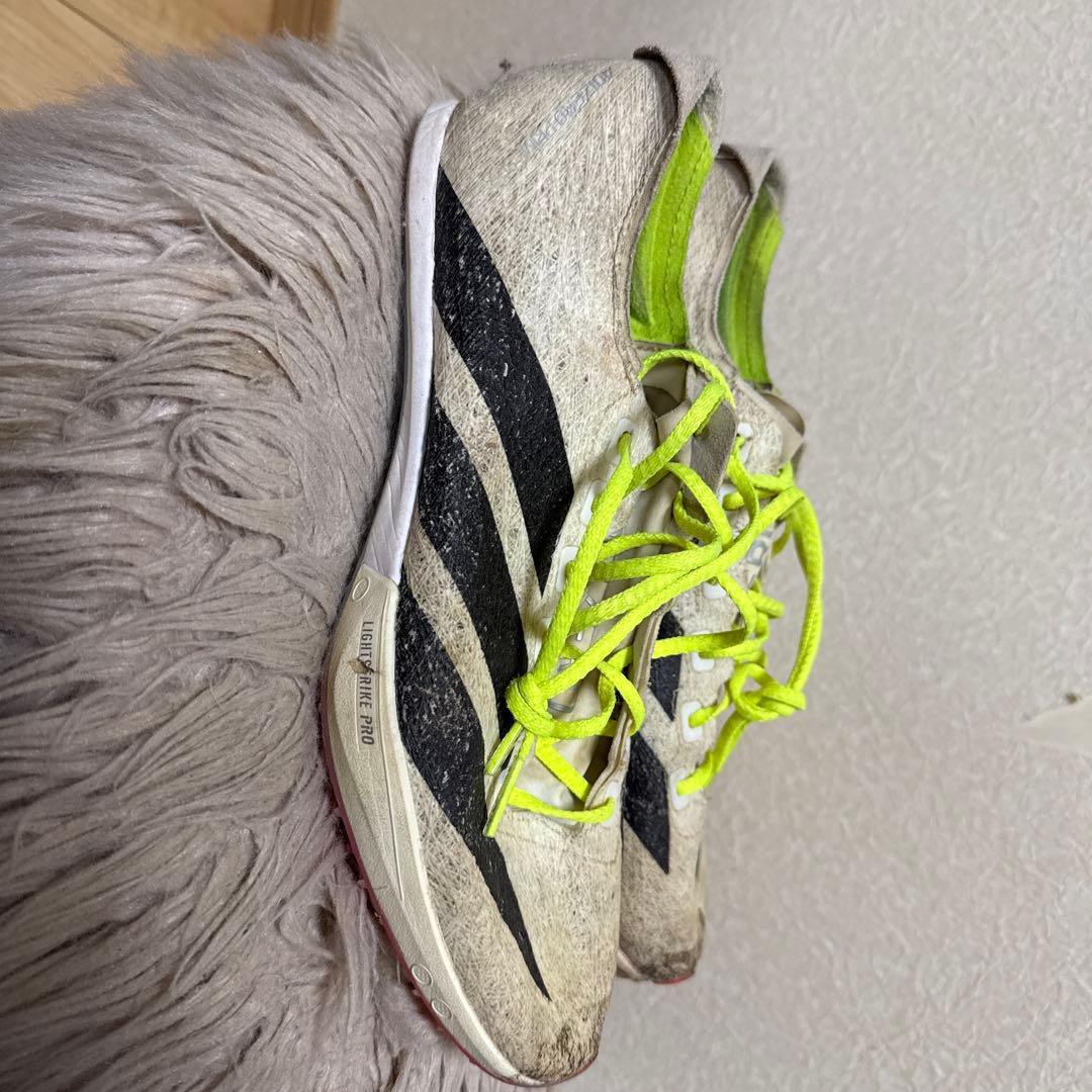 スパイク・シューズ ホワイト/ブラック/イエロー アディゼロprimeSP3