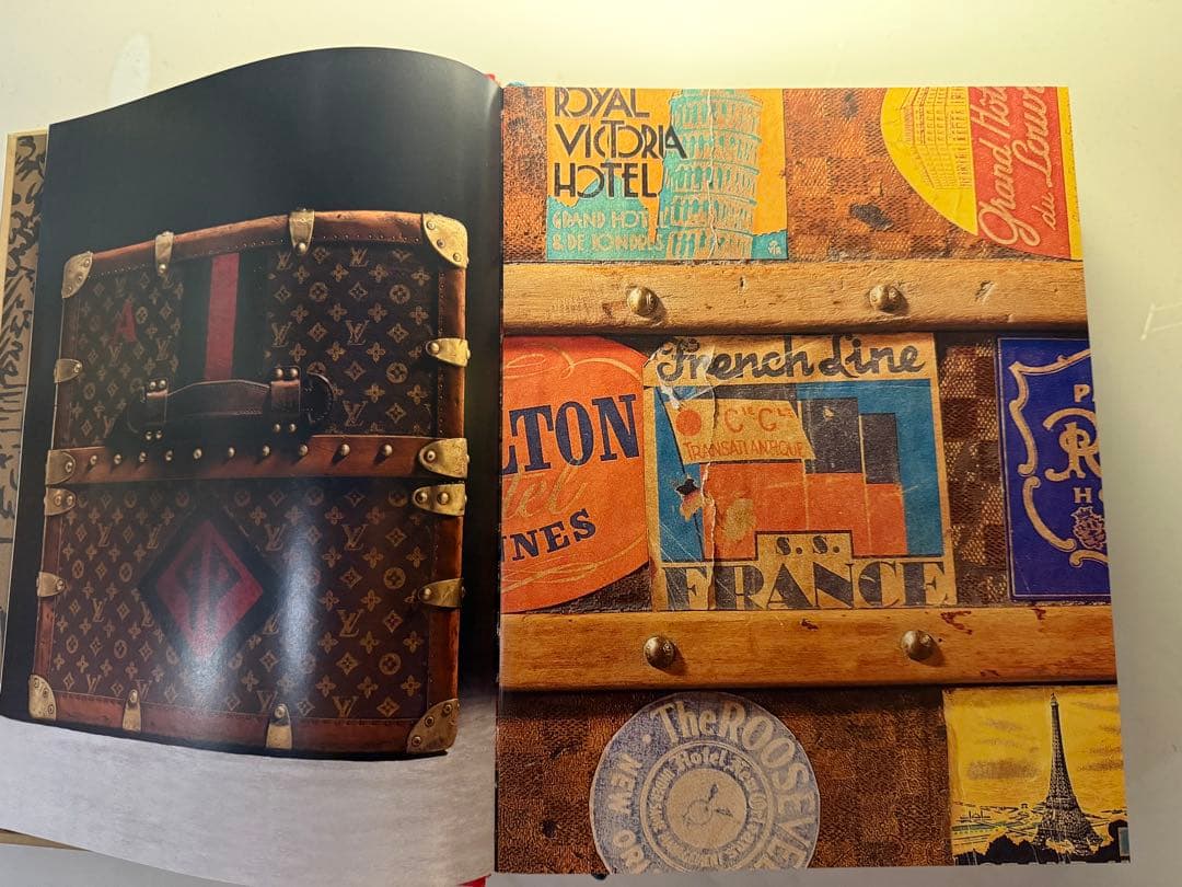 LOUISVUITTON伝説のトランク100－ルイ・ヴィトン 英語版