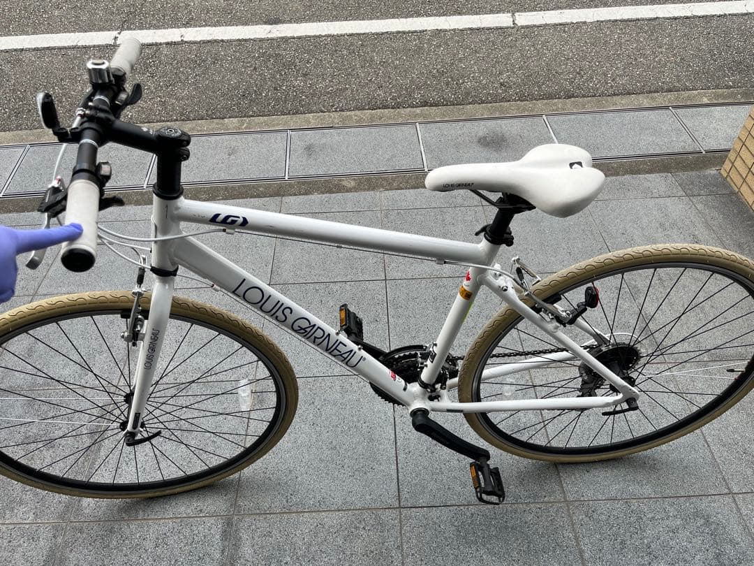 【美品】値下げ可　LOUIS GARNEAU ルイガノ ホワイト