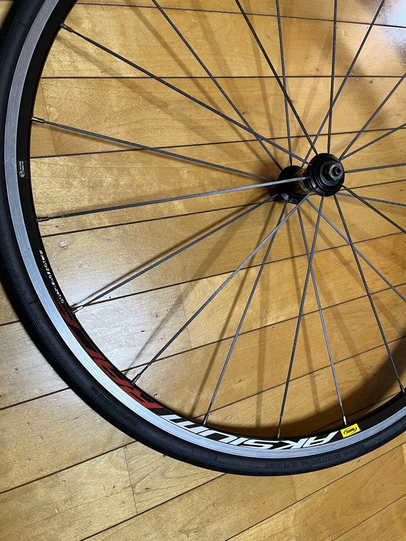 超大特価MAVIC AKSIUM RACE 700Cクリンチャー 中古美品