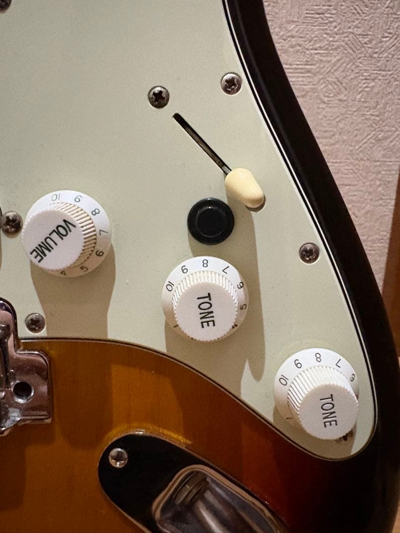 crews maniac sound ストラト 極薄ラッカー　サーキットmod